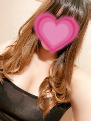 ユカリ ♡エッチなお兄さんには透けてみえるハズ ♡