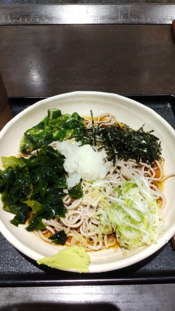 マユ 蕎麦