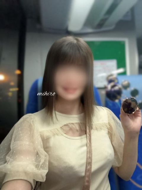 川田みひろ ?どこに行った帰りの写真でしょう〜〜？(難易度：易)