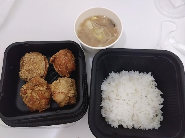 ひろ 昼飯