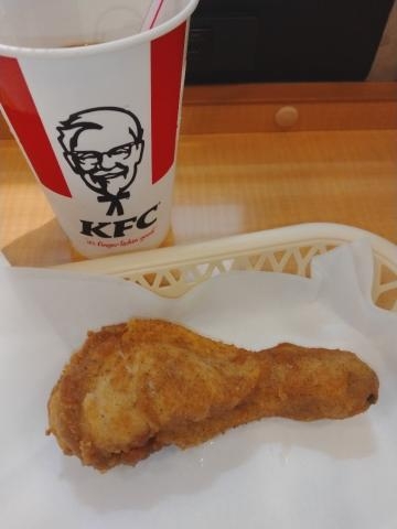 かおる 大好きなKFCチキン