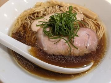 あやめ 醤油らぁ麺